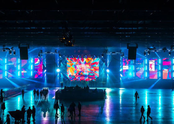 Экран СИД найма полного цвета 3 Ин1 СМД дисплея СИД высокого этапа определения П4 арендный