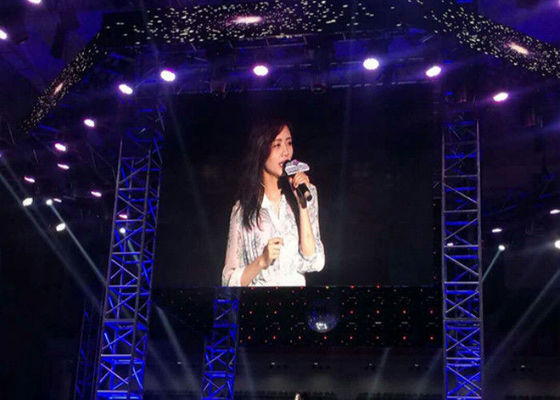 Крытые арендные большие рекламируя экраны П4.8 приведенные привели цвет панелей видео полный