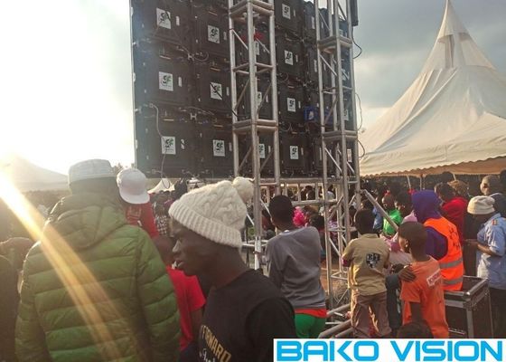 Стена приведенная SMD2121 смертной казни через повешение P3.91 1500nits этапа арендная видео-